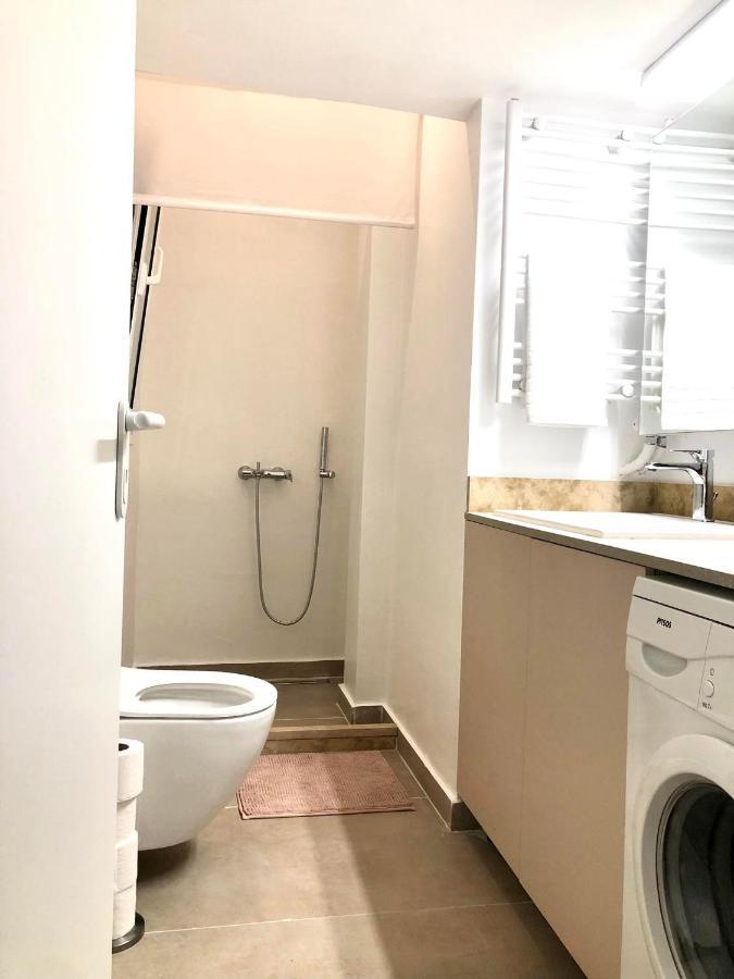Bright Spacious Modern 3Rd Flr City Oasis-Sleeps 5 Appartement Athene Buitenkant foto